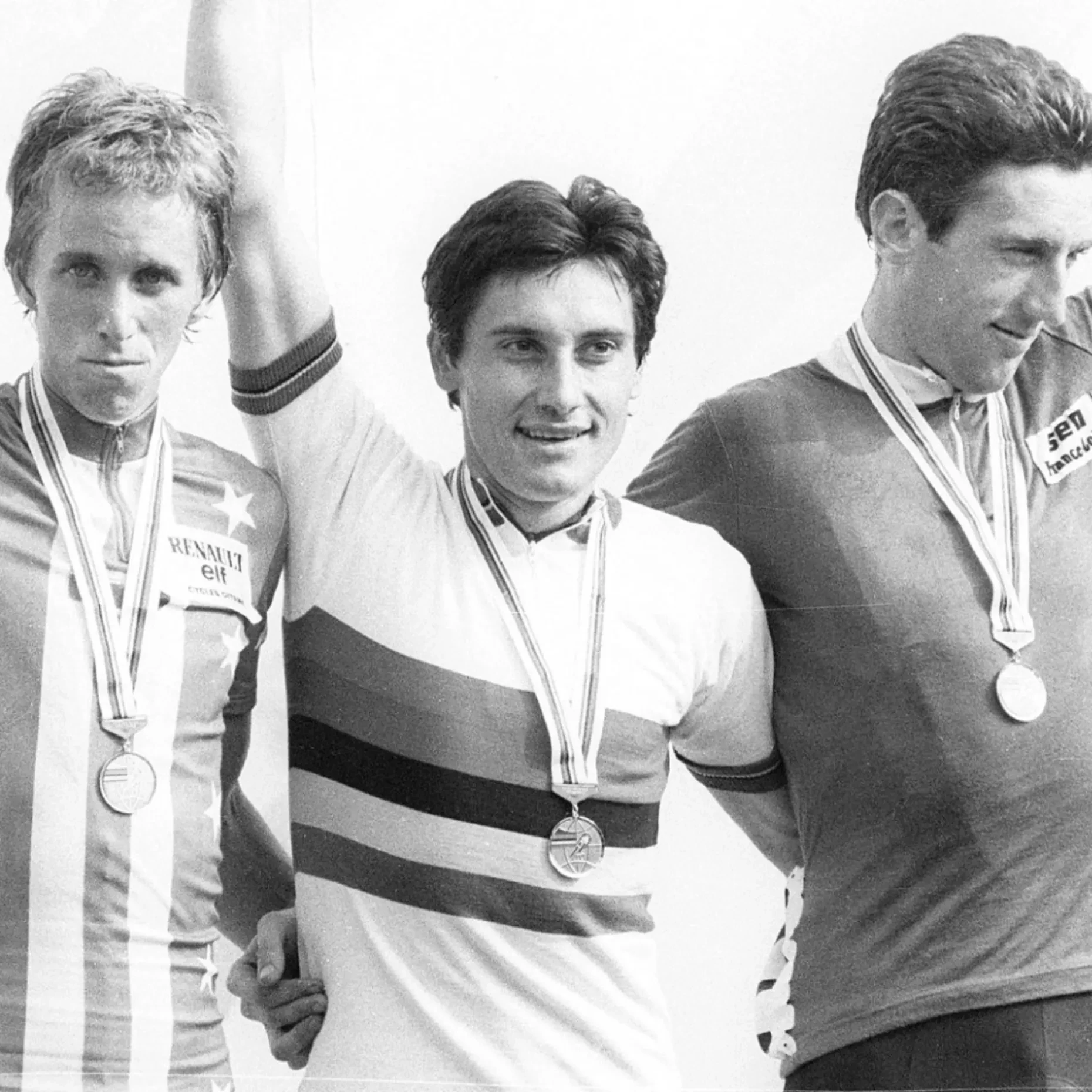 Assos kerékpáros ruházat