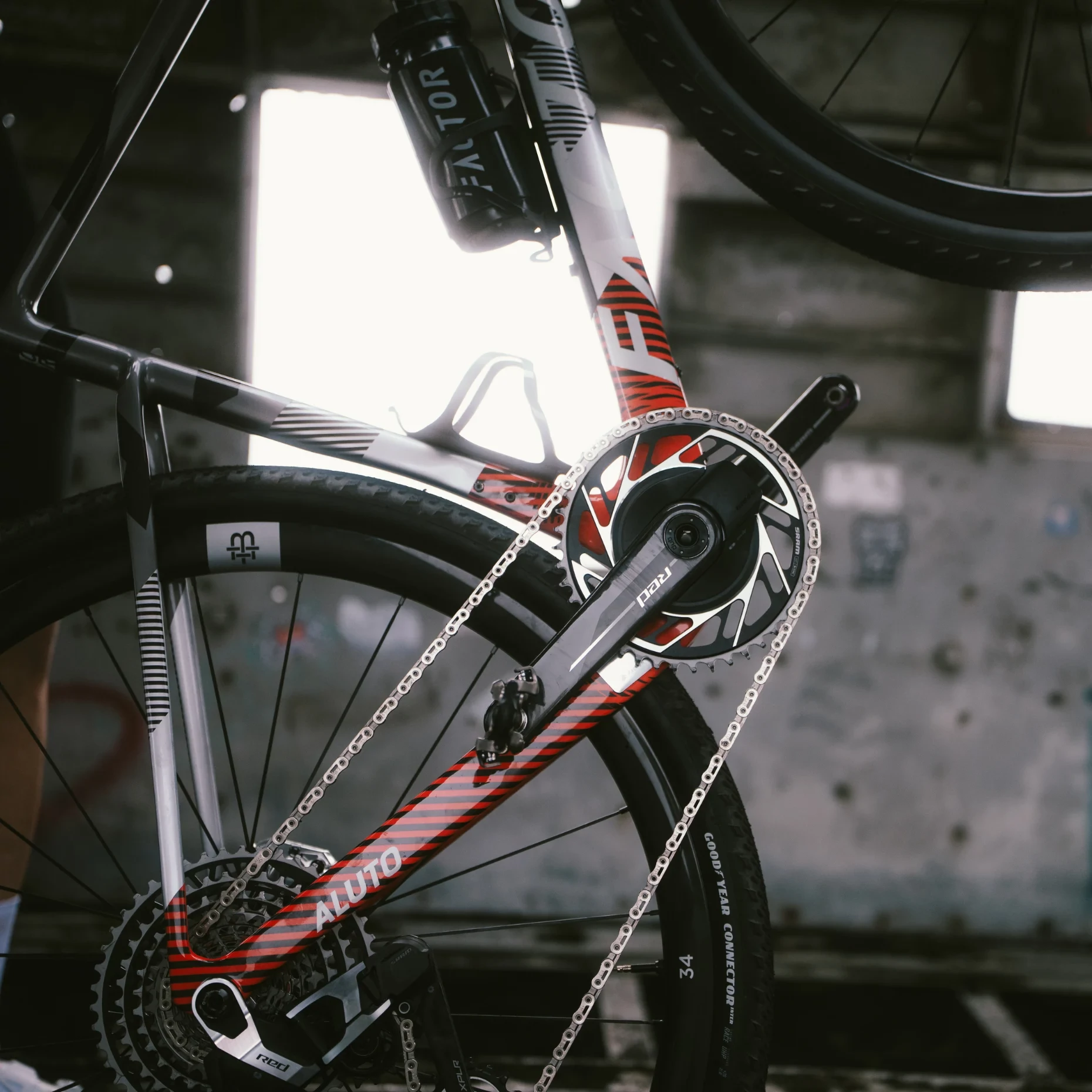 Factor Aluto gravel kerékpár