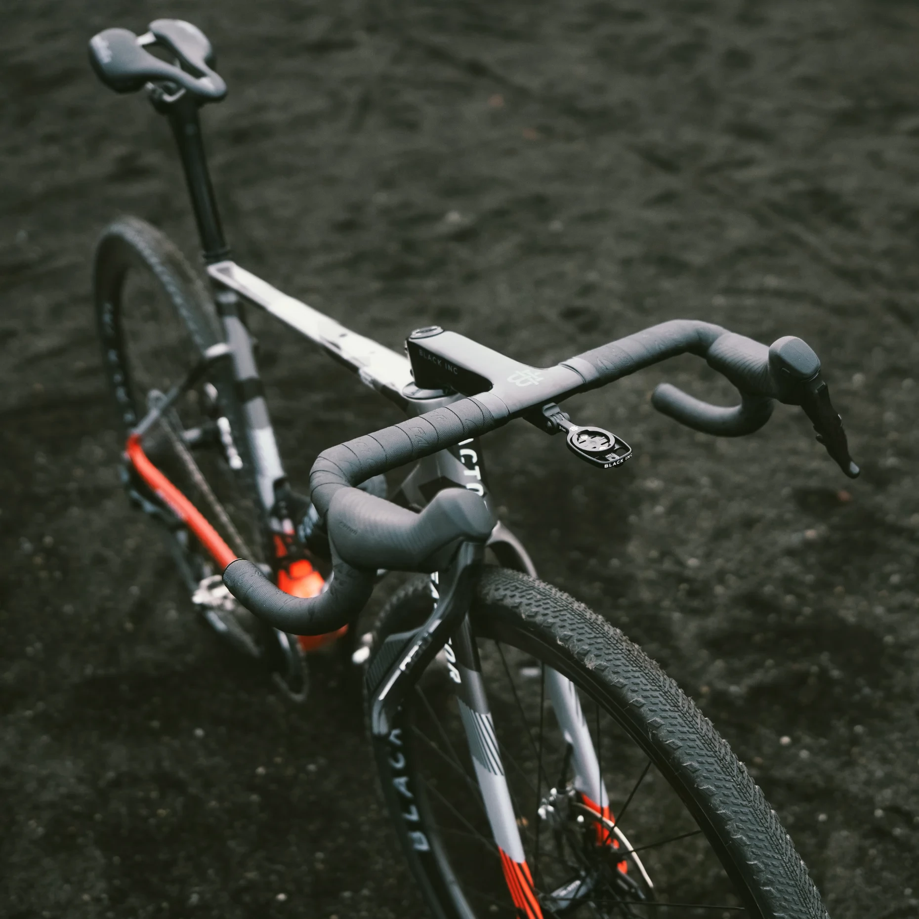 Factor Aluto gravel kerékpár