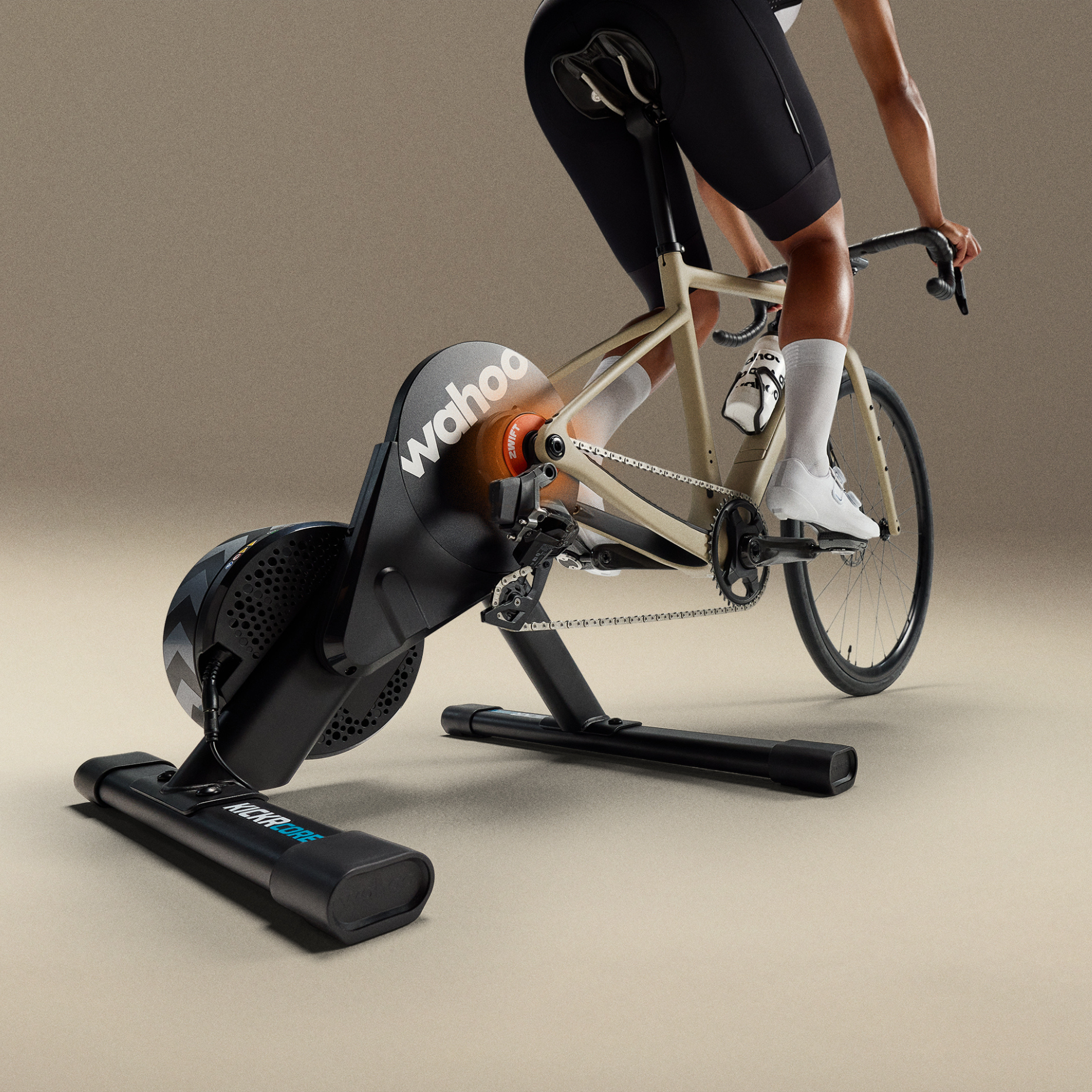 Wahoo KICKR Core 2 direkt hajtású edzőgörgő