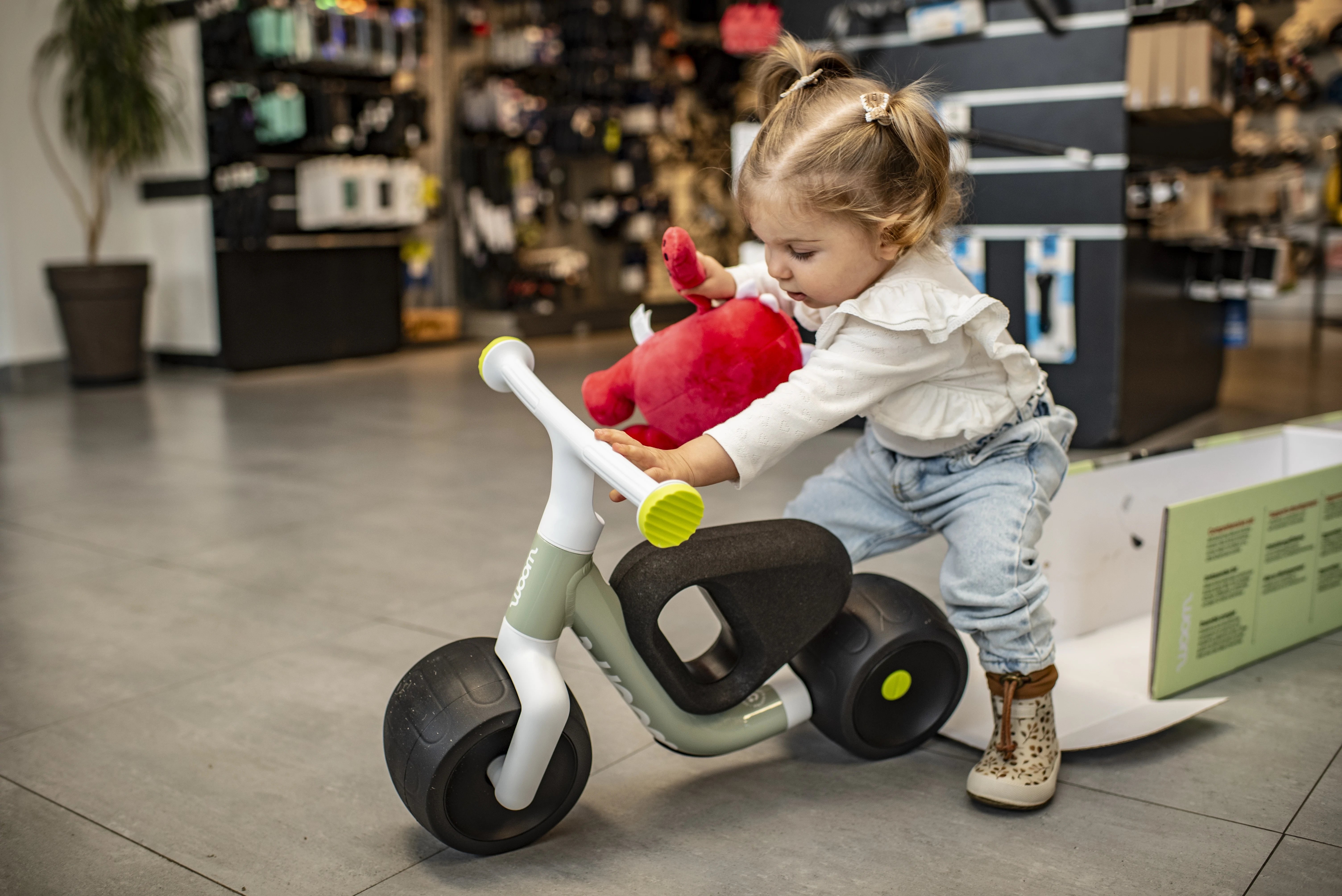 woom WOW önegyensúlyozó futóbicikli – nézet 5