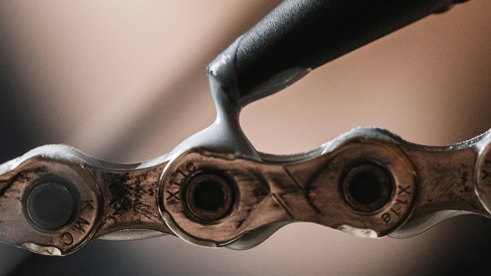 Kerékpárlánc waxolás