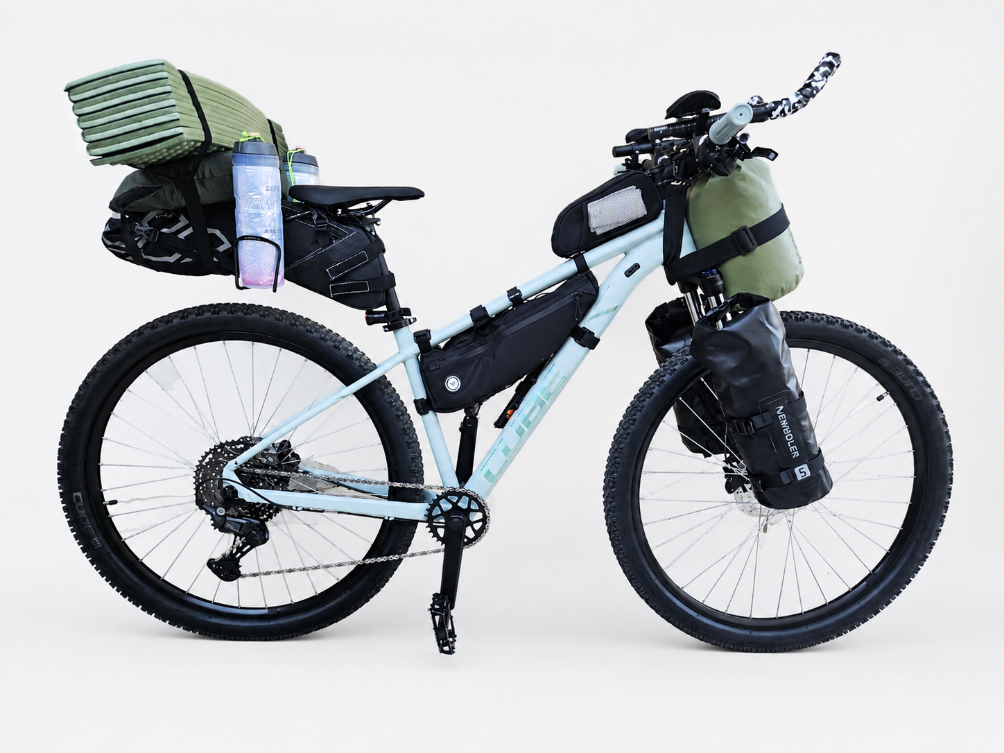 Ácsné Hortobágyi Anikó kerékpárja – Cube Aim Race MTB