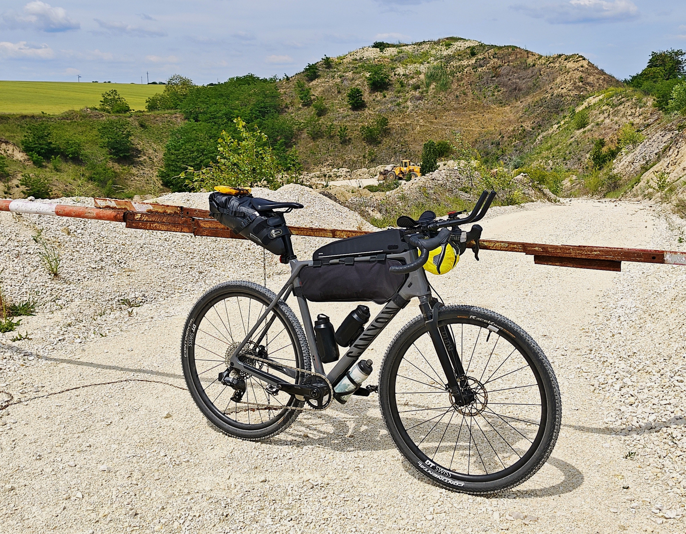 Bálint Kelemen kerékpárja – Canyon Grizl CF SL 7 Trail '24