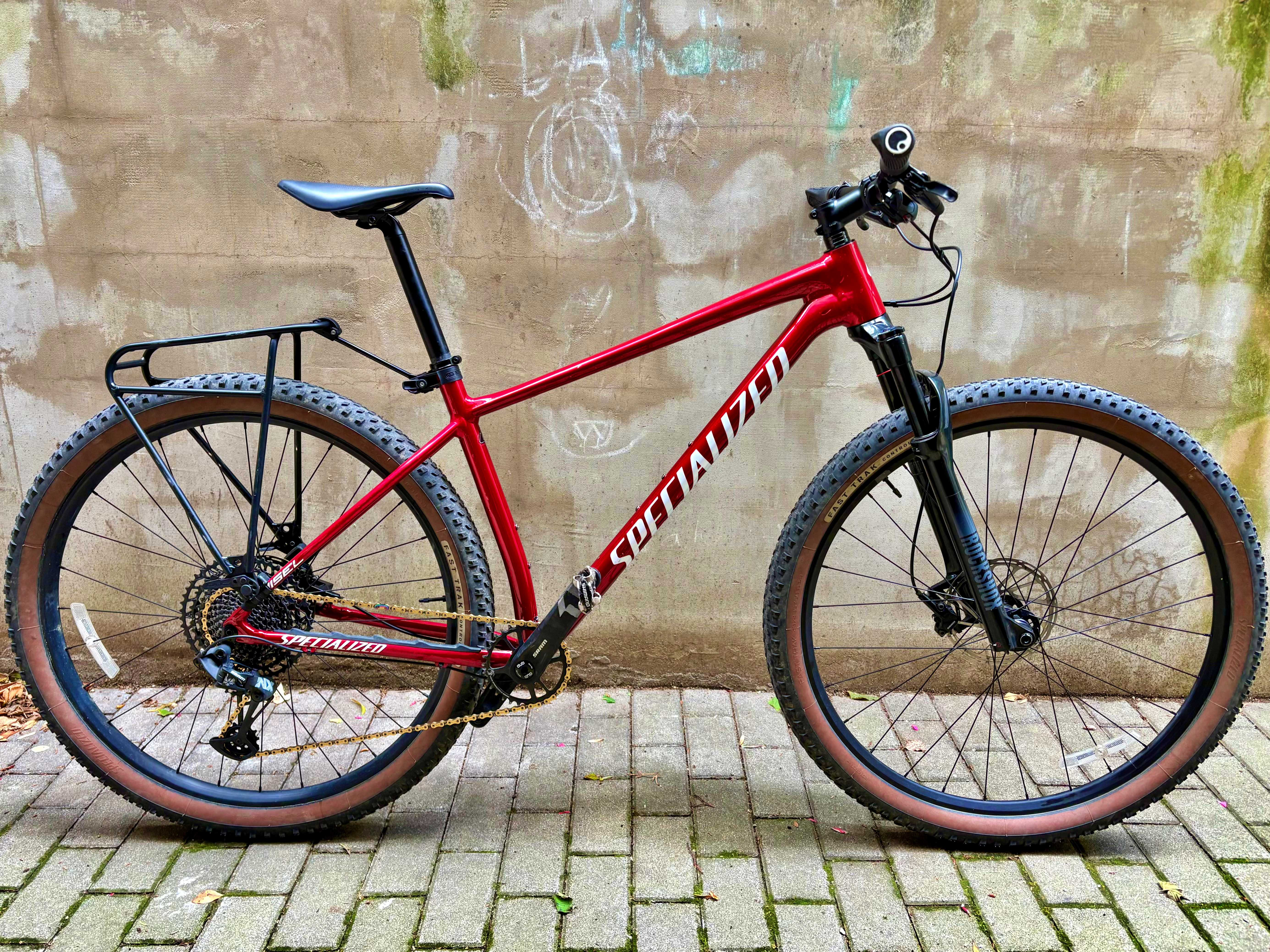 Csík Csaba Krisztián kerékpárja – Specialized Chisel Comp