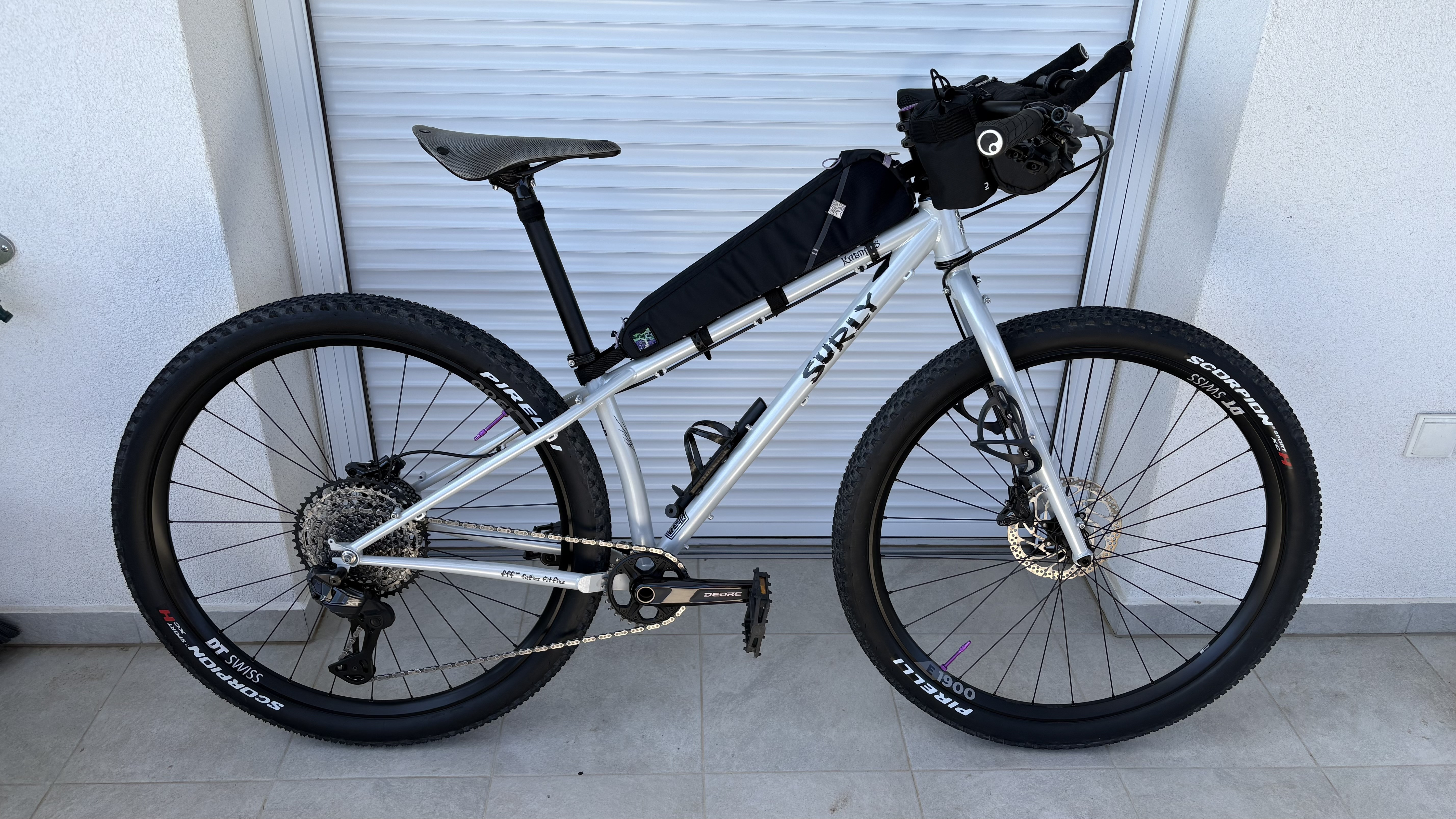 Dobos Zoli kerékpárja – Surly Krampus Custom