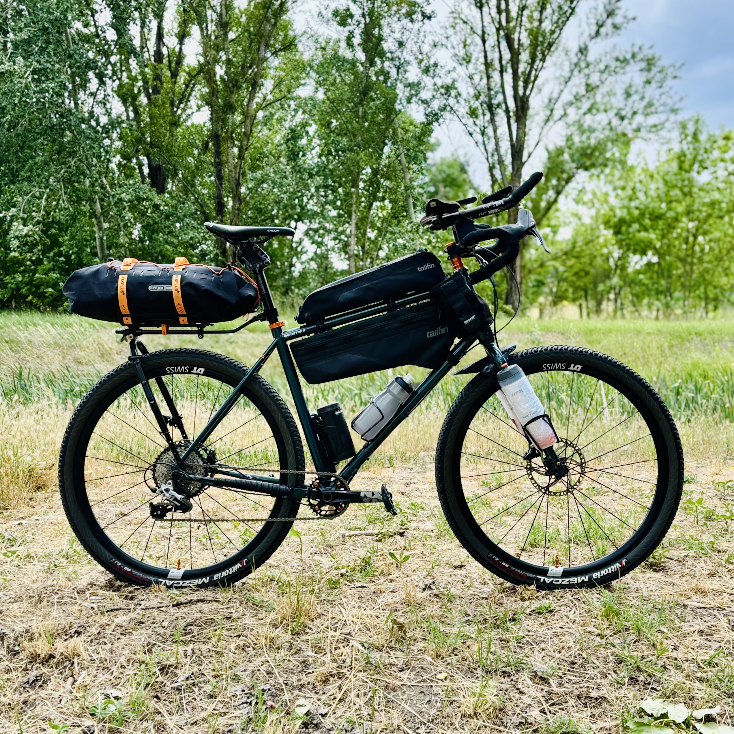 Madlen Gustav kerékpárja – Kona Sutra LTD 2023