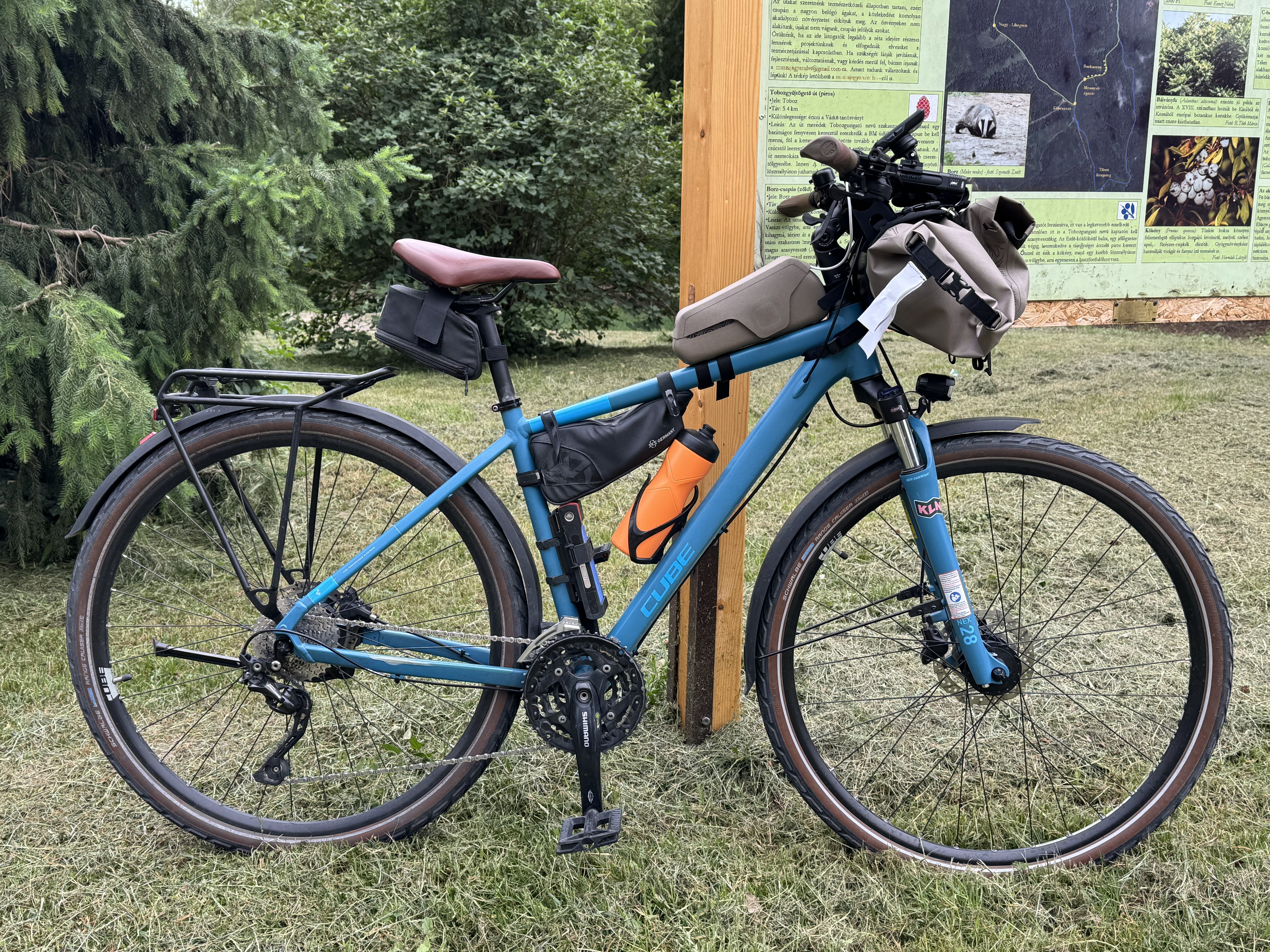 dr. Lőrinczi László kerékpárja – Cube Touring EXC MY 2022