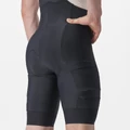 Kép 4/7 - CASTELLI UNLIMITED CARGO kantáros rövidnadrág zsebbel