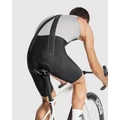 ASSOS 1/3 MILLE GTO S11 kantáros rövidnadrág
