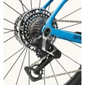 FACTOR OSTRO GRAVEL Force kerékpár wattmérővel