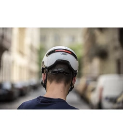 Mit tud egy városi sisak: Abus HUD-Y kerékpáros bukósisak