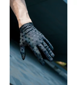 Kerékpáros kesztyűk, amiket nem unsz meg: Supacaz SupaG és Galactic 