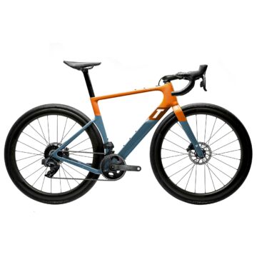 TESZT 3T EXPLORO RACEMAX FORCE AXS 2x12 Orange/Grey 56 kerékpár
