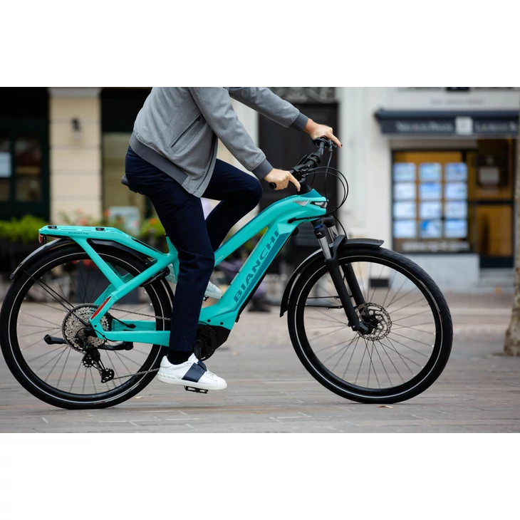 BIANCHI 25 E-OMNIA T LADY XT 12sp Bosch 625Wh Fekete L női kerékpár