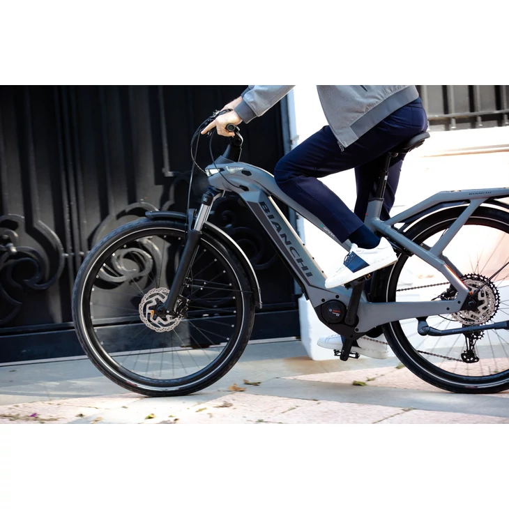 BIANCHI 25 E-OMNIA T LADY XT 12sp Bosch 625Wh Fekete L női kerékpár