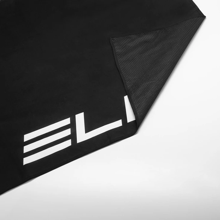 ELITE FOLDING fekete szőnyeg görgő alá