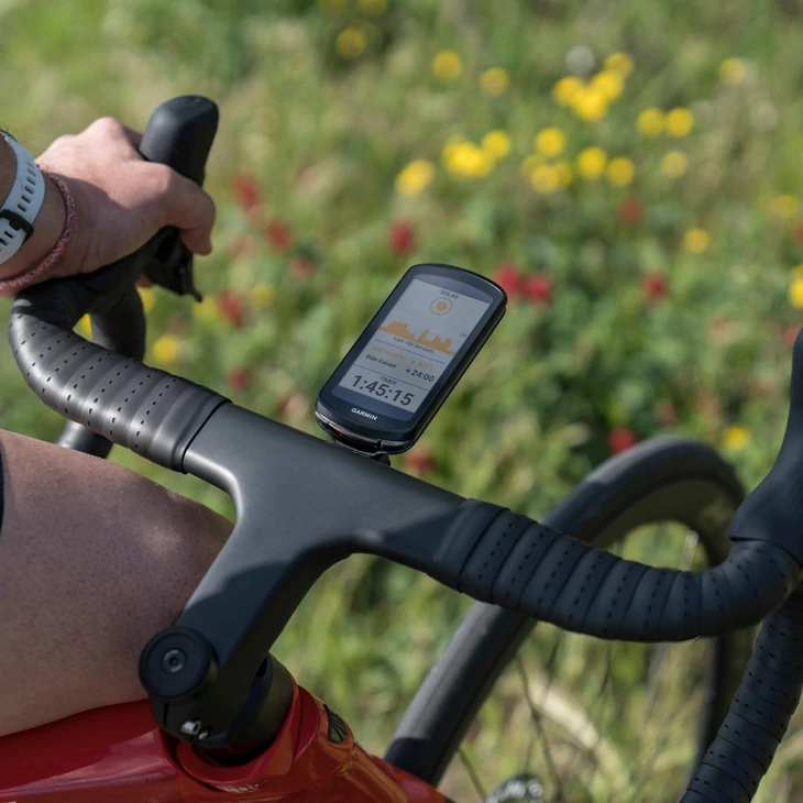 GARMIN EDGE SOLAR 1040 kerékpáros computer
