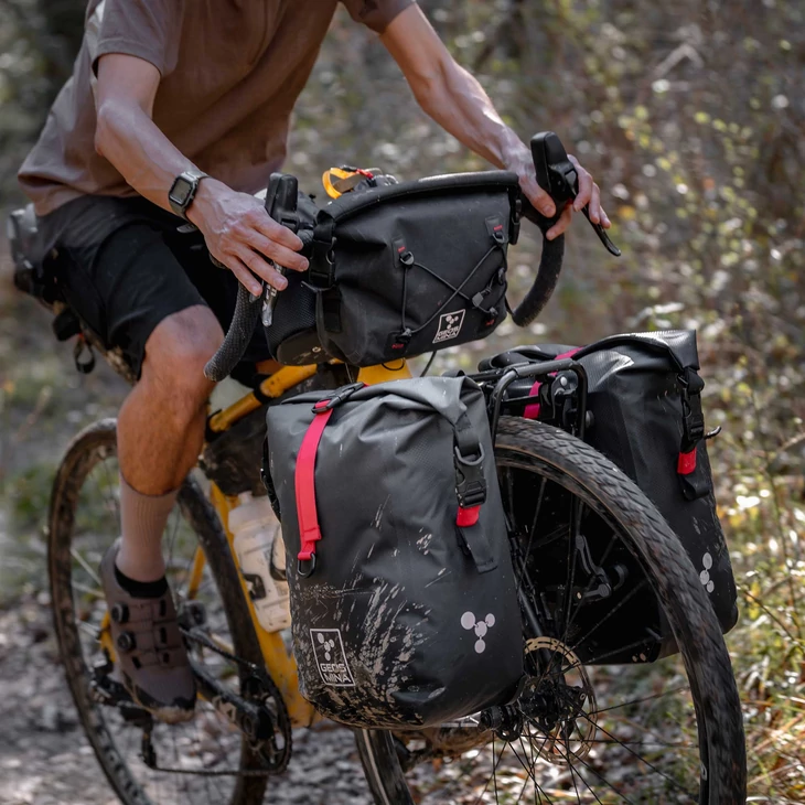 GEOSMINA LITTLE PANNIER 13L csomagtartótáska