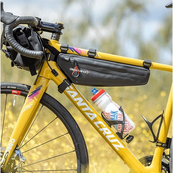 GEOSMINA GRAVEL váztáska