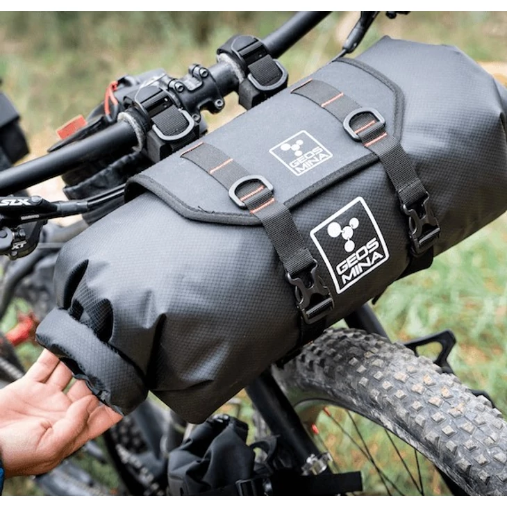 GEOSMINA HARNESS ROLL 15L kormánytáska