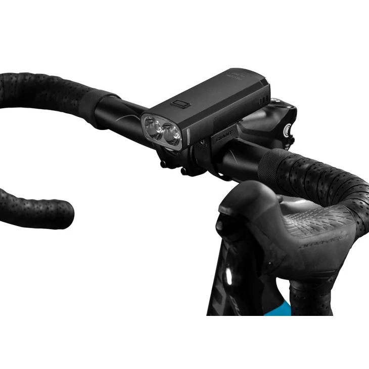 GIANT RECON HL 1800 első lámpa