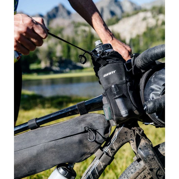 GIANT H2PRO POUCH táska