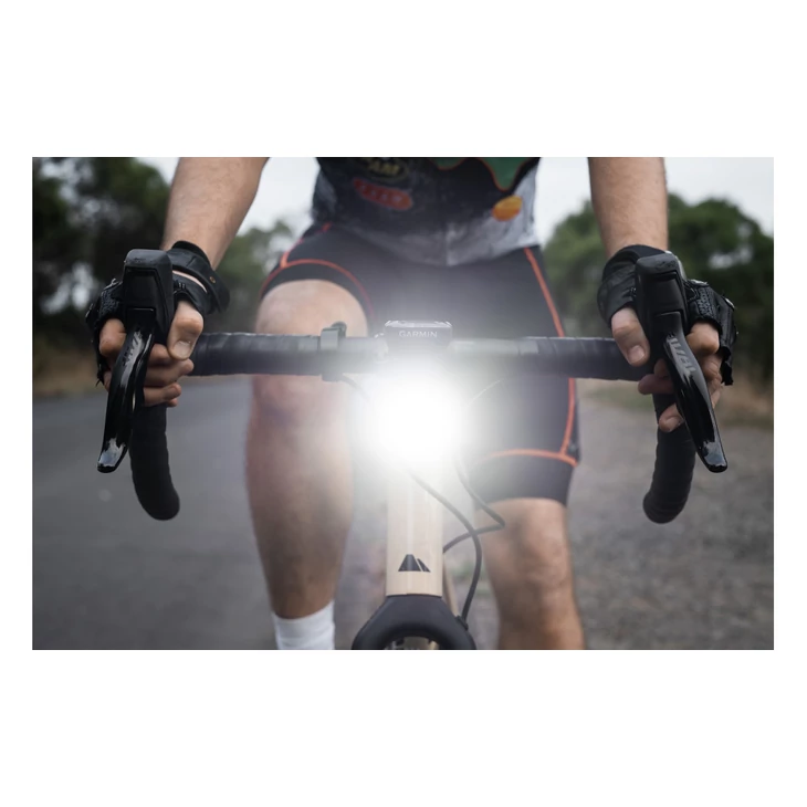 KNOG BLINDER PRO 600 első lámpa