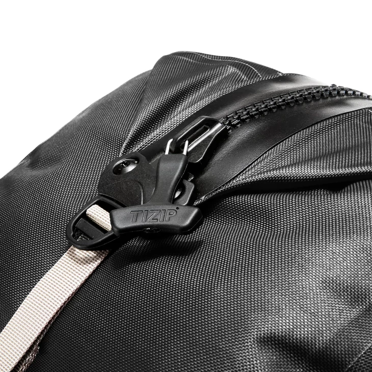 ORTLIEB ATRACK Black 25 L hátizsák