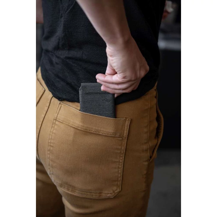 PEAK DESIGN MOBILE WALLET SLIM Charcoal tárca kiegészítő