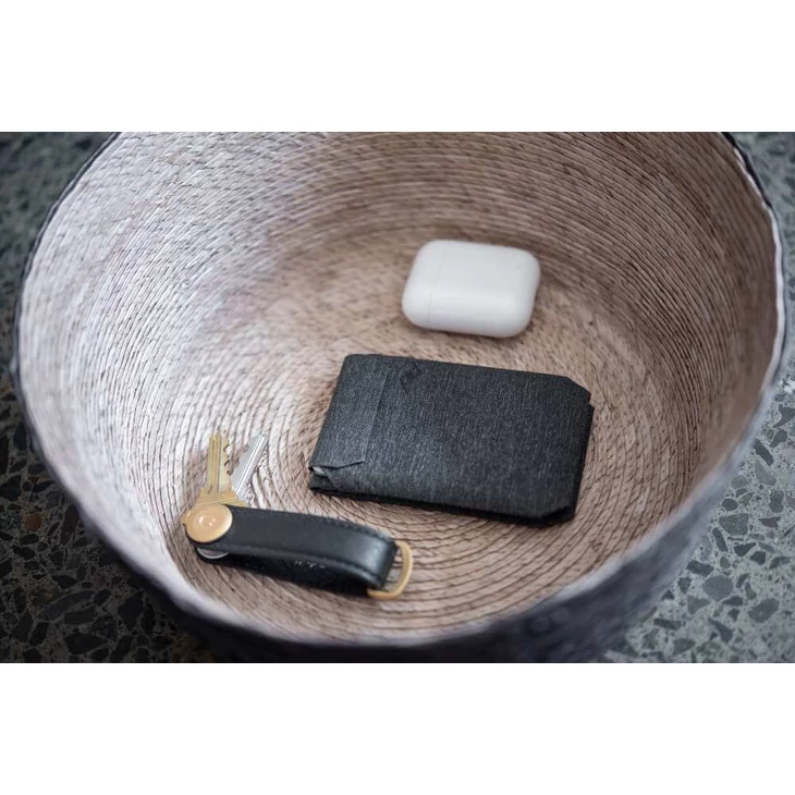 PEAK DESIGN MOBILE WALLET STAND Charcoal tárca kiegészítő