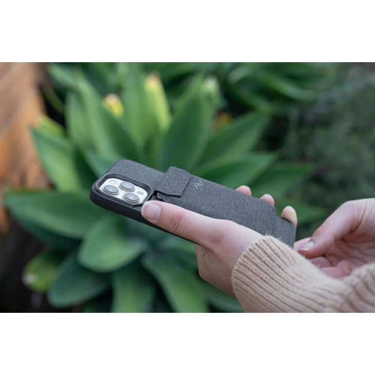 PEAK DESIGN MOBILE WALLET STAND Charcoal tárca kiegészítő