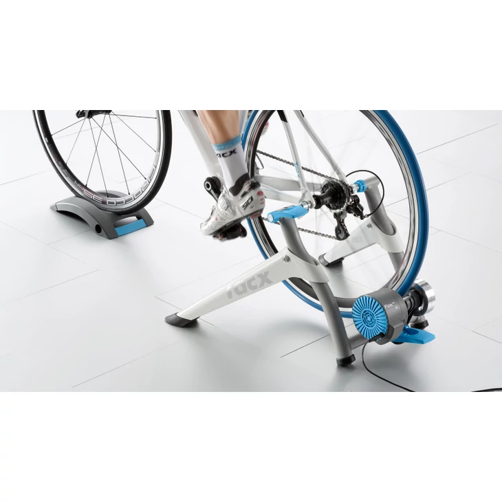 TACX FLOW SMART interaktív edzőgörgő
