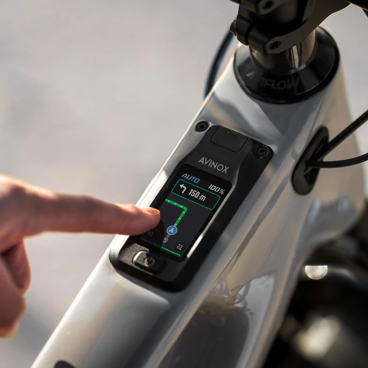 AMFLOW PX CARBON Avinox 700 Wh Black M kerékpár