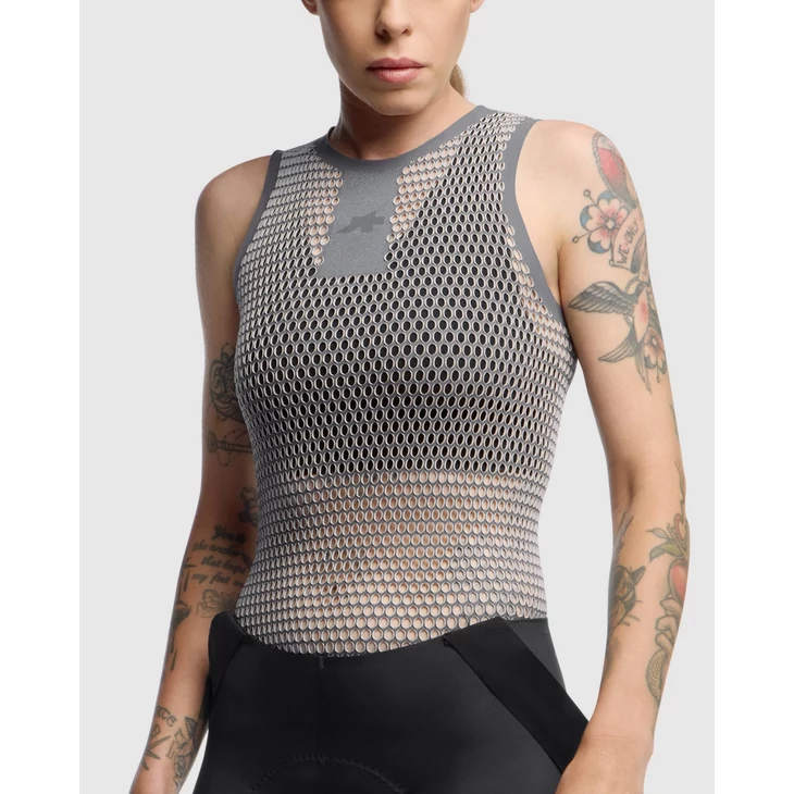 ASSOS 1/3 RACING SKIN LAYER P1 Grey II ujjatlan aláöltöző