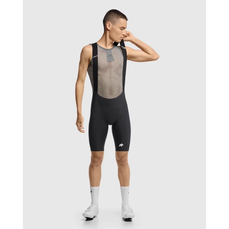 ASSOS 1/3 RACING SKIN LAYER P1 Grey II ujjatlan aláöltöző