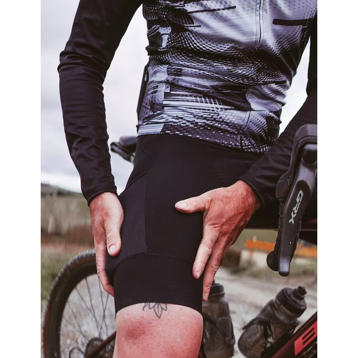 BICYCLE LINE FANGO kantáros rövidnadrág