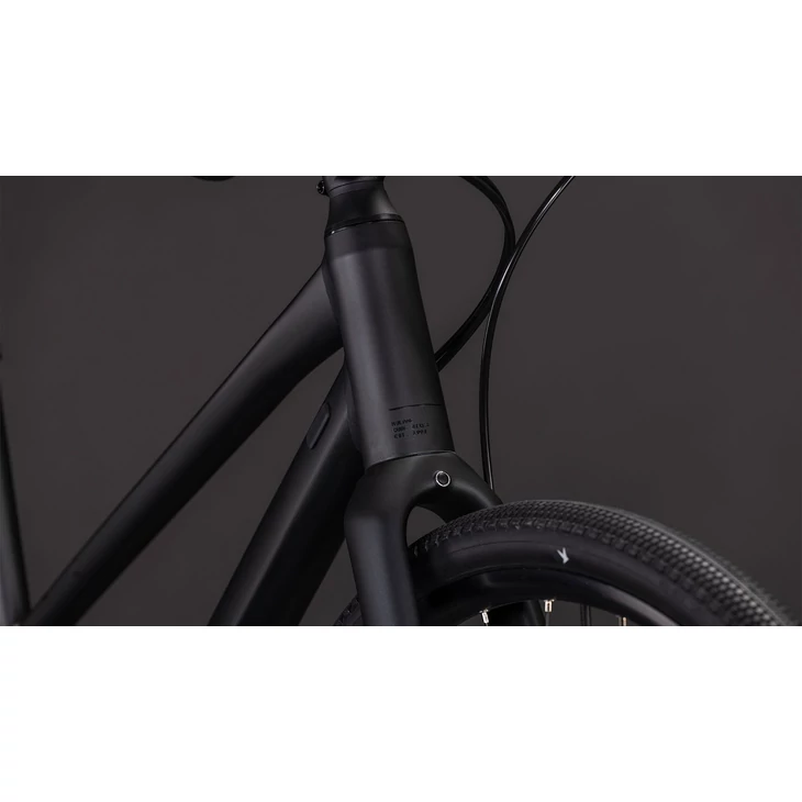 CUBE 26 NULANE PRO grey'n'chrome Trapeze 47 cm női kerékpár
