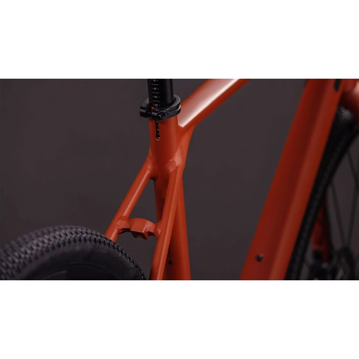 CUBE NULANE RACE kerékpár (2026)