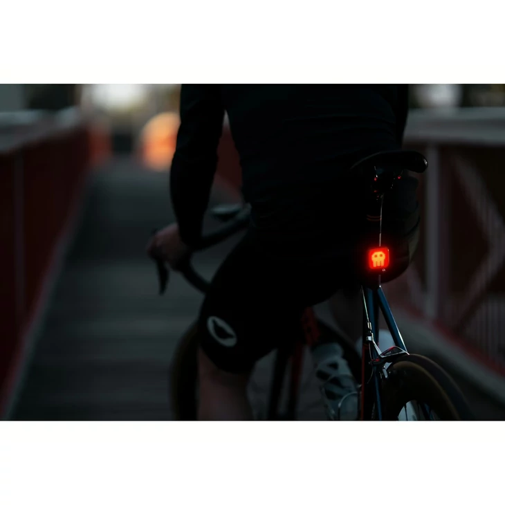 KNOG BLINDER GRID hátsó lámpa