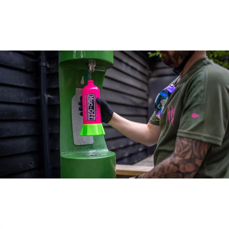 MUC-OFF BOTTLE FOR LIFE flakon és kerékpártisztító por csomag