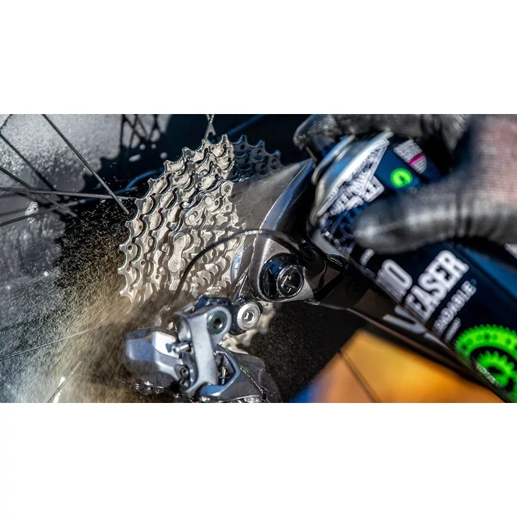 MUC-OFF BIO DEGREASER hajtástisztító spray