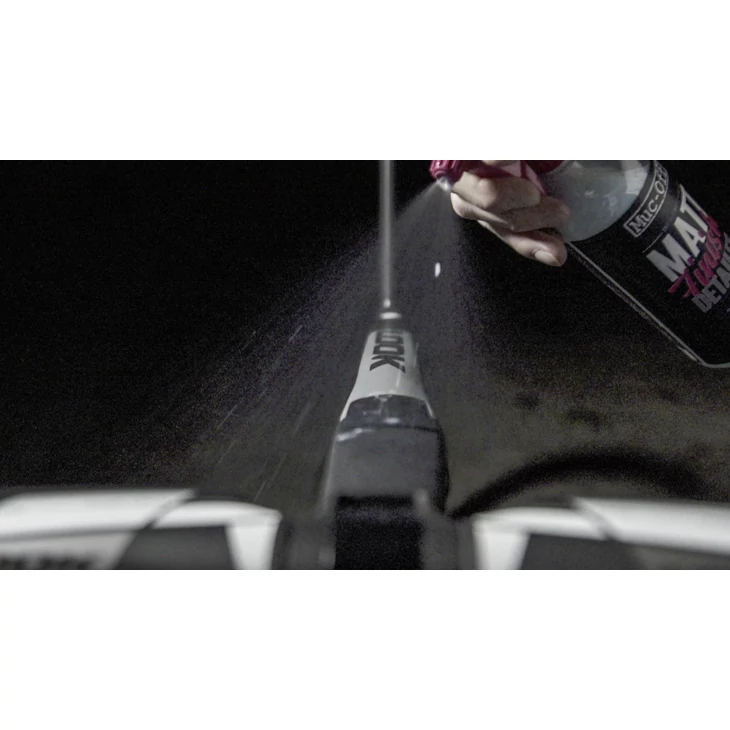 MUC-OFF MATT FINISH DETAILER spray matt vázra