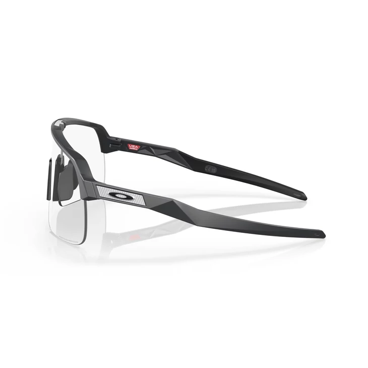 OAKLEY SUTRO LITE Matte Carbon/Clear to Black Iridium Photochromic szemüveg