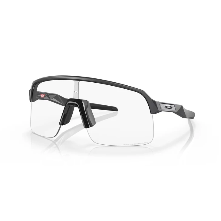 OAKLEY SUTRO LITE Matte Carbon/Clear to Black Iridium Photochromic szemüveg